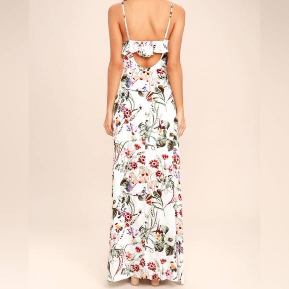 Lulus Bloom On Ivory Floral Print Maxi Dress. Size M. Never worn. Gorgeous! - Picture 2 of 12